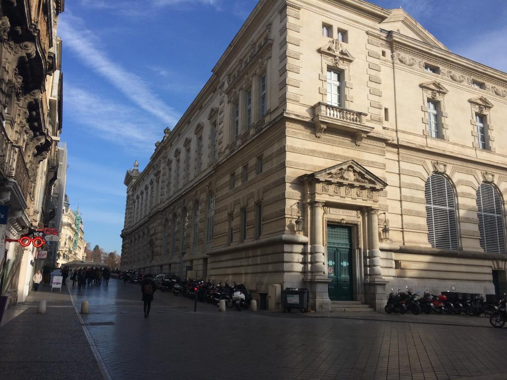 Appartement T2 moderne Place de Comédie Montpellier Exterior foto